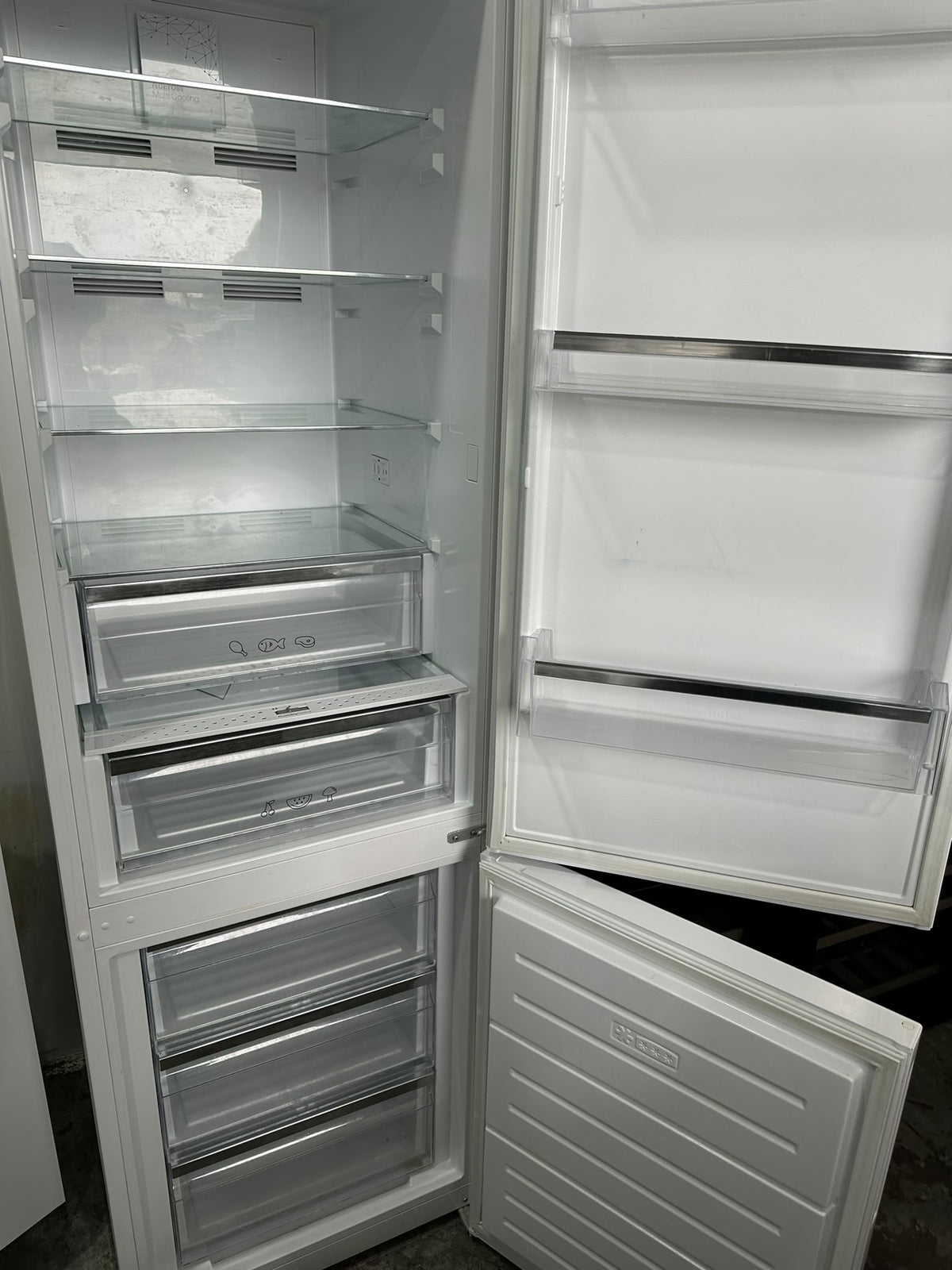 Vestfrost EW 5383-0 M NF E NoFrost Køle-/Fryseskab – 338 L – Brugt