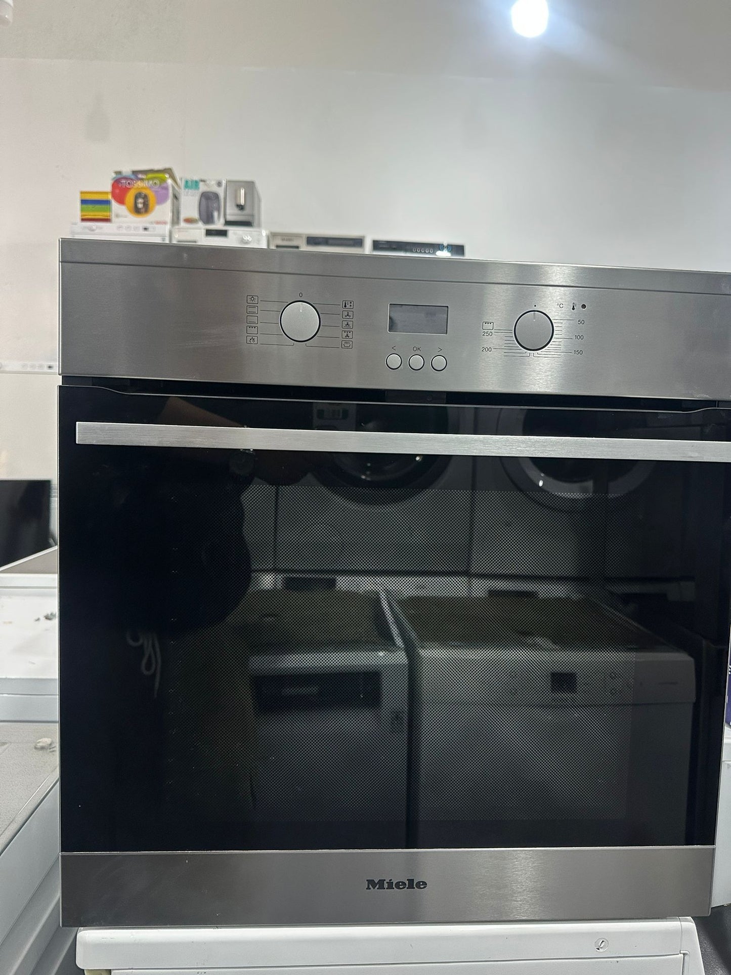 Miele Indbygningsovn