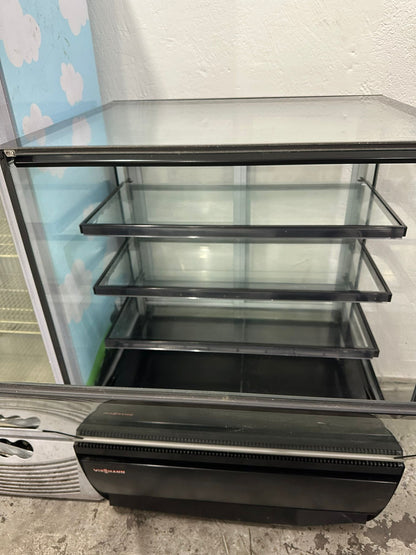 kølediske, displaykølere og butikskøleskabe