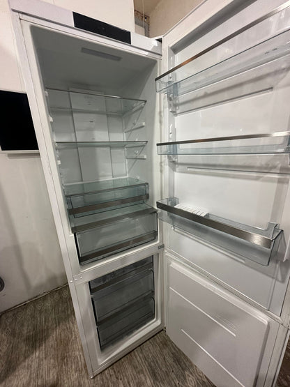 ASKO Køle-/Fryseskab