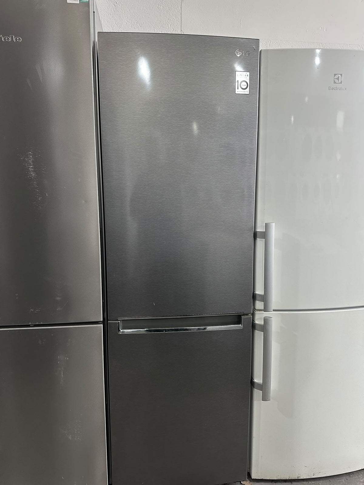 LG GBP61DSPFN NoFrost Køle-/Fryseskab – 341 L – DoorCooling+ – Dark Graphite – Brugt