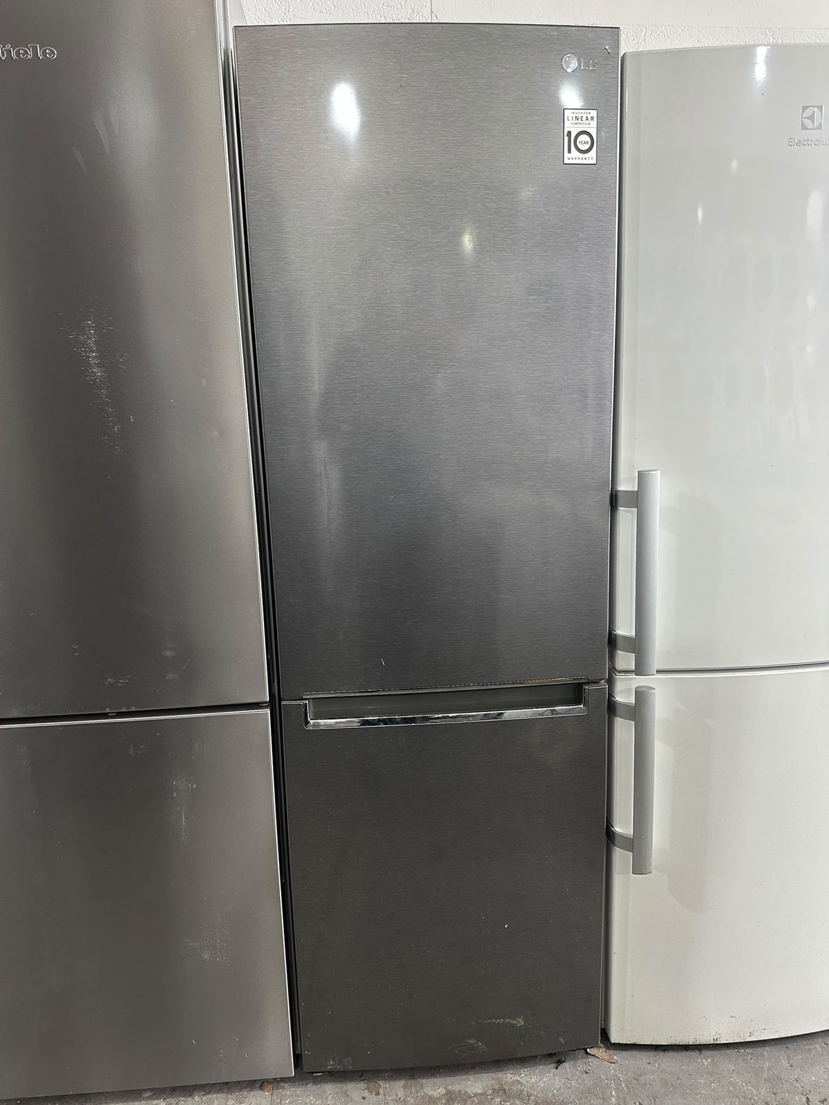 LG GBP61DSPFN NoFrost Køle-/Fryseskab – 341 L – DoorCooling+ – Dark Graphite – Brugt