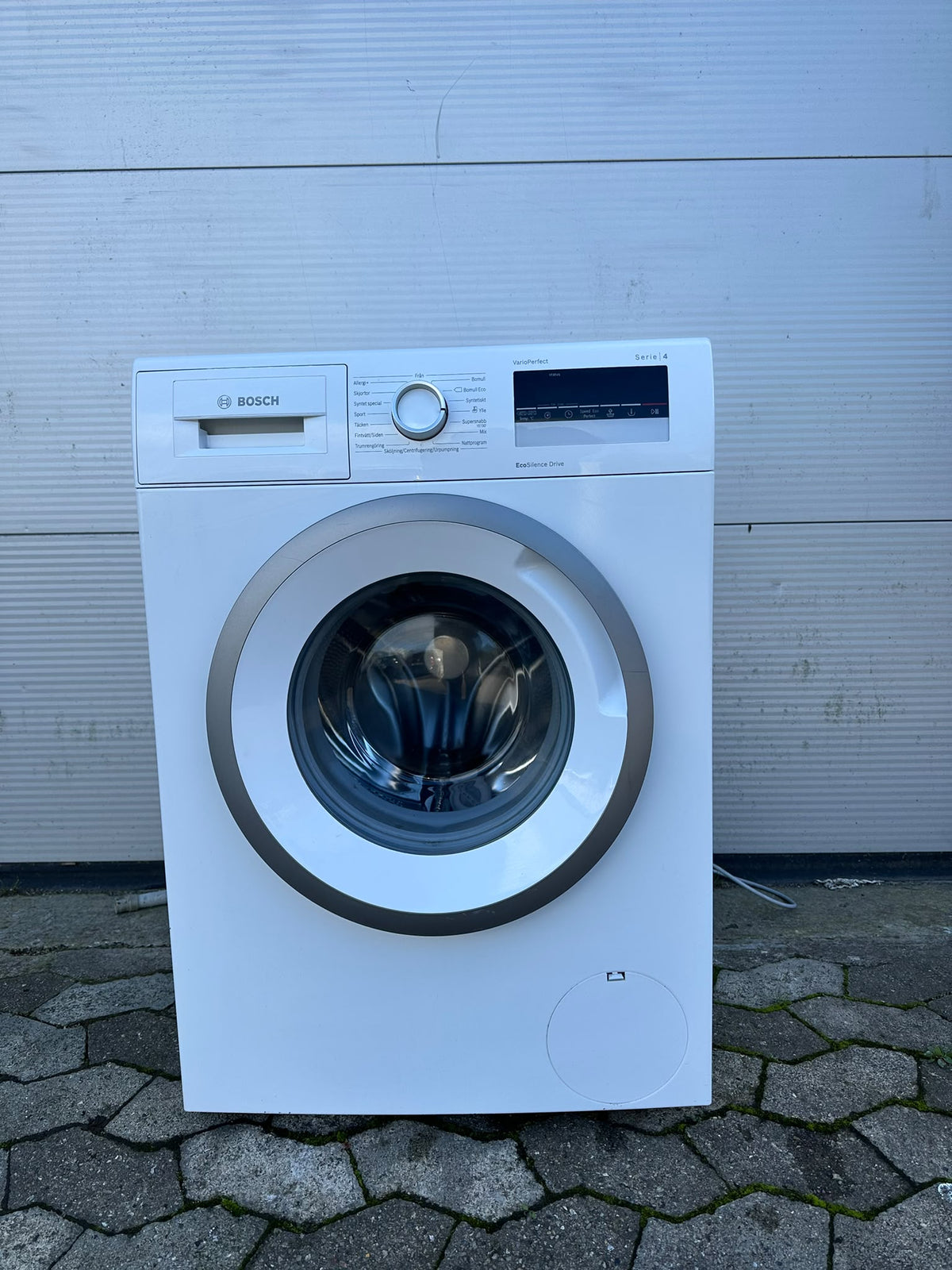 Bosch Serie 4 WAN2828SSN/31 Vaskemaskine – 8 kg – 1400 omdr. – EcoSilence Drive – Brugt
